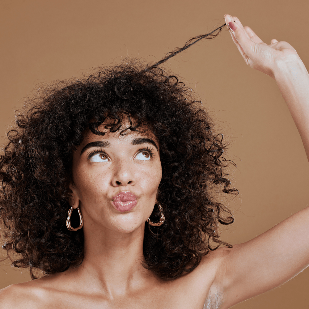 Comment faire pousser ses cheveux texturés : Nos meilleurs conseils - Laura Sim's